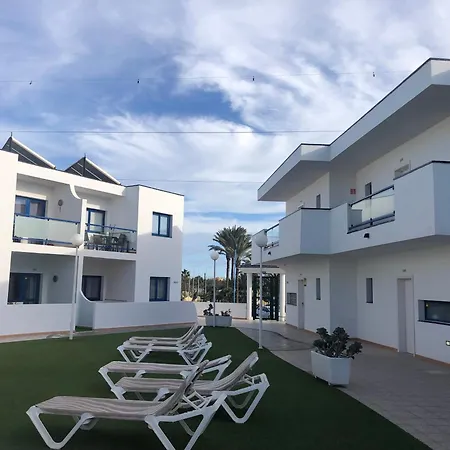 Апартаменты Casa Elias - Sun & *