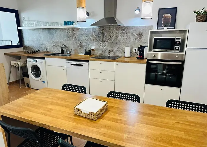 Апартаменты Casa Elias - Sun &